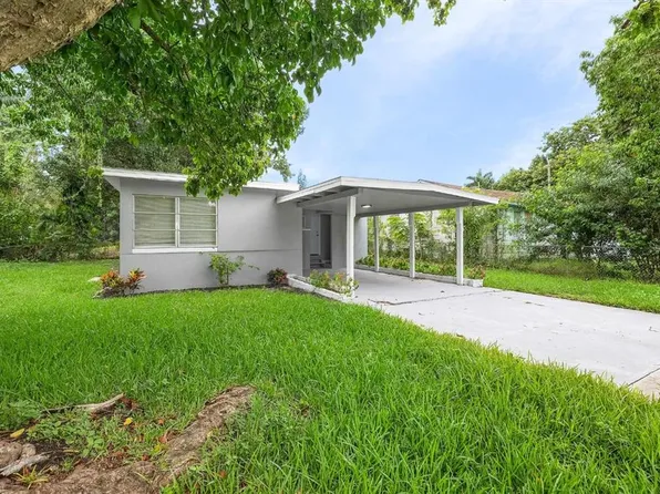 57 Cabana Ave, North Fort Myers, FL 33903