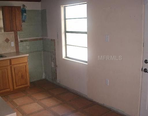 3rd image of 745 Dora Ave