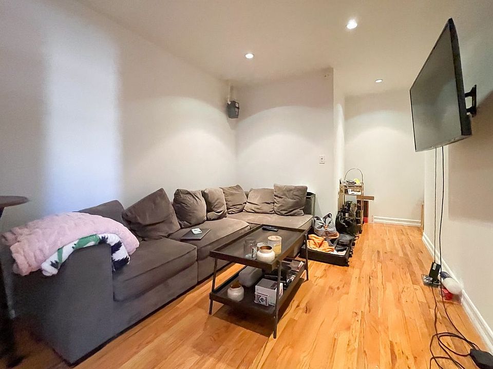 1st image of 70 Kenmare St APT 8