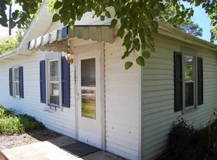 1207 S 31st St, South Bend, IN 46615