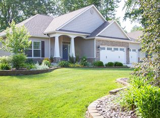 949 Pamshire Downs Ct, Holland, OH 43528