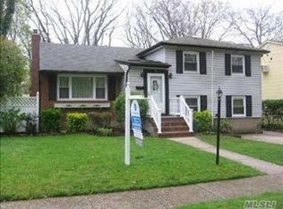 1311 Taft Ave, Merrick, NY 11566