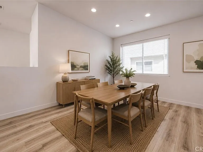 14662 W Sara Ln — Photo 11