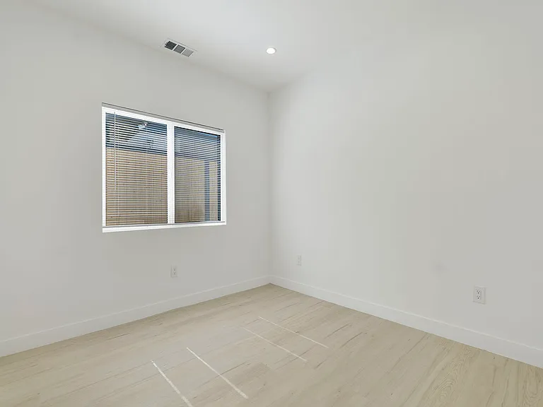19715 Chase St — Photo 16