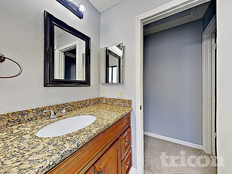 1805 Hitching Post Pl — Photo 39