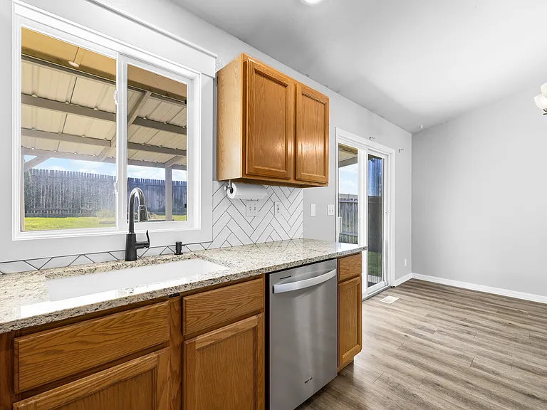 3812 S Springfield Ave — Photo 24