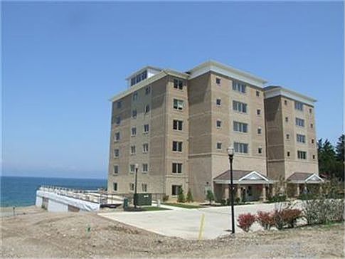 2nd image of 9418 Larimar Dr #Bg9w