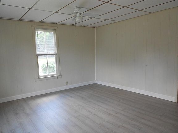 2nd image of 511 & 515 W Gordon St
