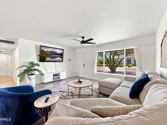 4th image of 8601 E THORNWOOD Drive