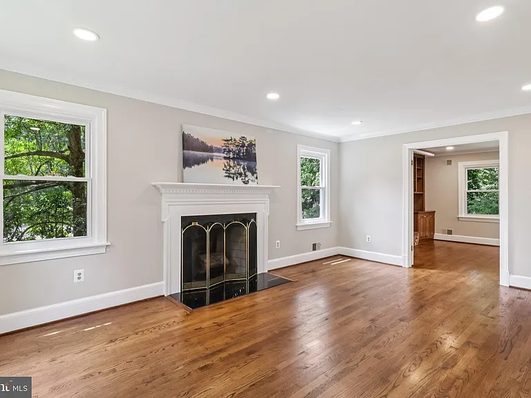 7518 Old Dominion Dr — Photo 23