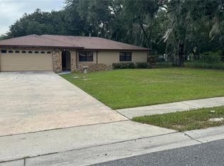 1017 Beecher St, Leesburg, FL 34748