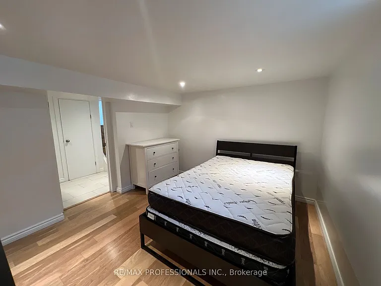 78 Athol Ave — Photo 48