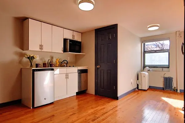 Rented by Highline Residential | media 13