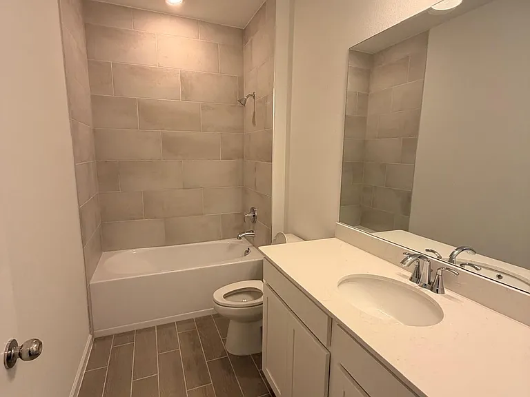 8774 SW 69th Ter — Photo 10