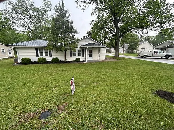 1701 Smallhouse Rd, Bowling Green, KY 42104