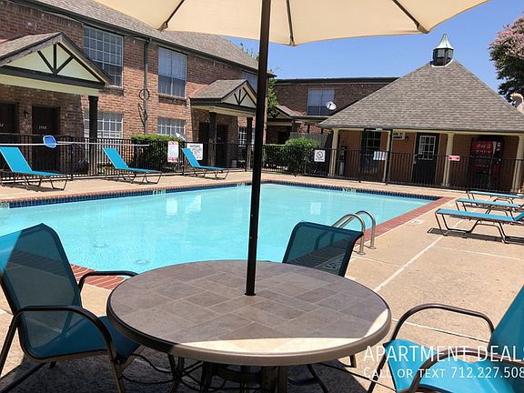 3rd image of 6206 Gulfton Dr #3448