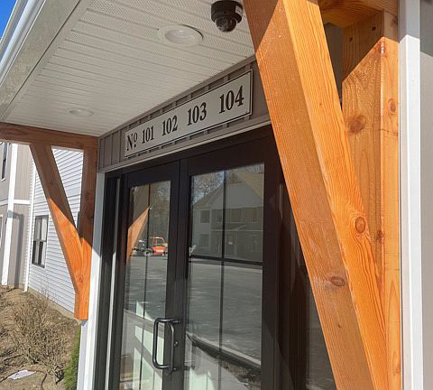 3rd image of 667 Sheafe Rd