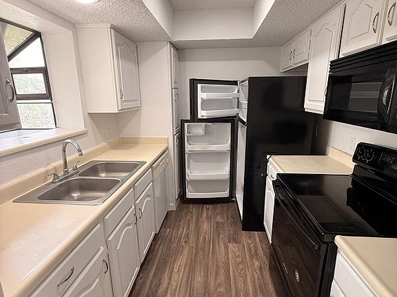5th image of 11843 BRAESVIEW #108