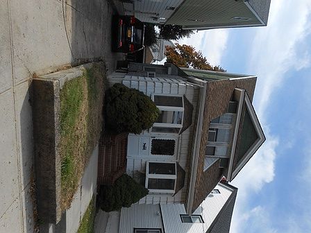 1st image of 10450 108th St