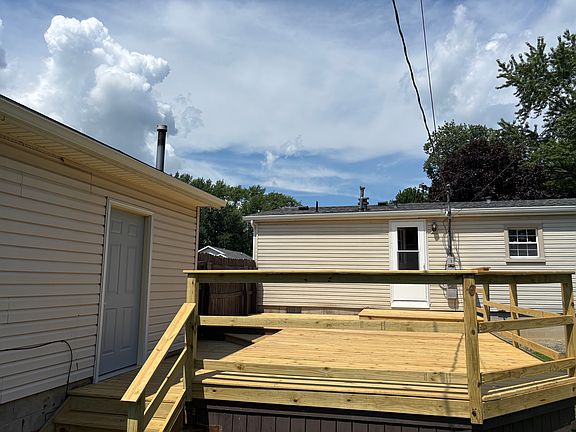 2nd image of 3296 6th St