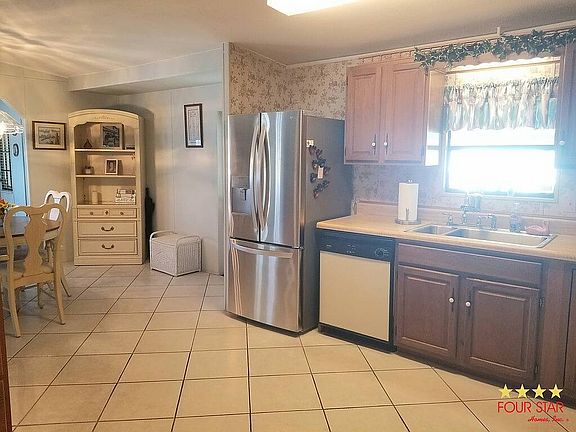 2nd image of 4803 10th St E #124