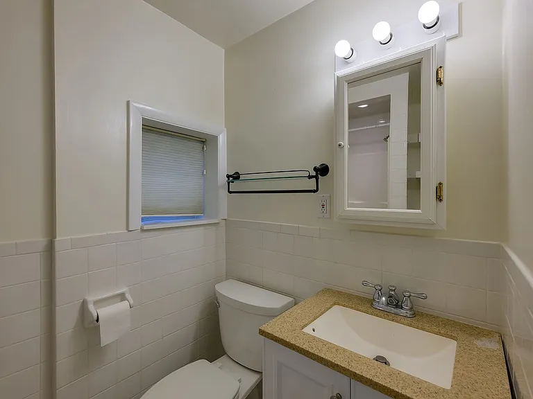 5188 Fulton St NW — Photo 34