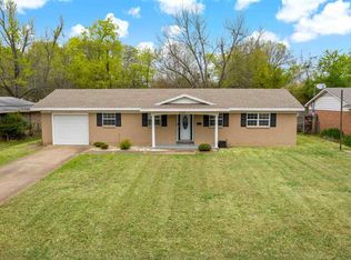 2215 Bella Vista Dr, Paris, TX 75460