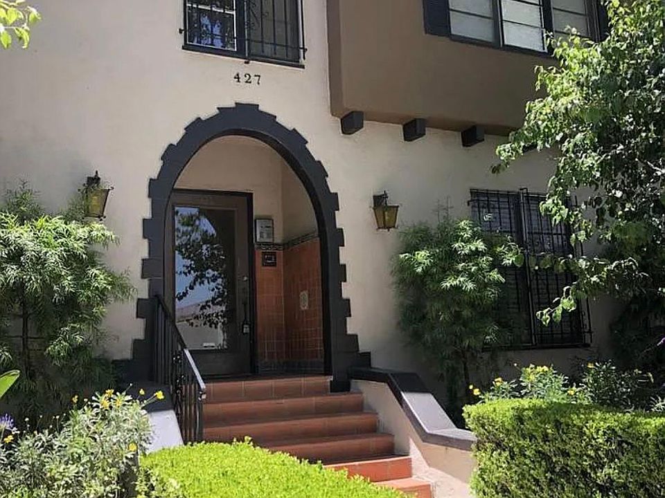 1st image of 427 S Oakhurst Dr APT 8