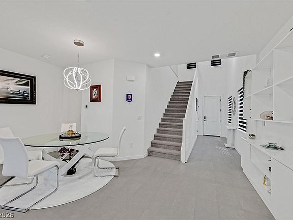 4th image of 2933 Little Current Rd