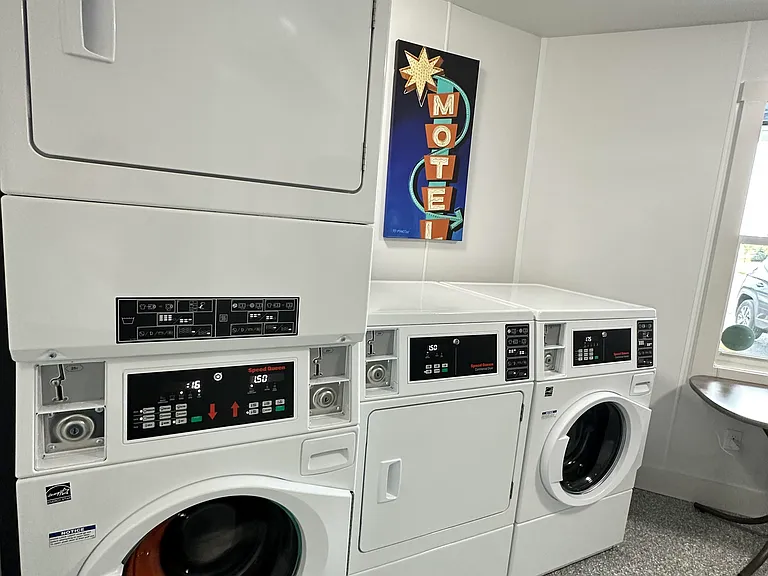 Laundry Room 
Coin Operated Washer/Dryer
