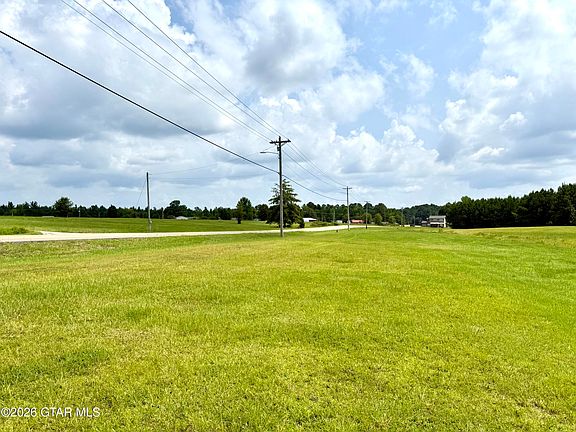 4th image of 275 McCullough Rd