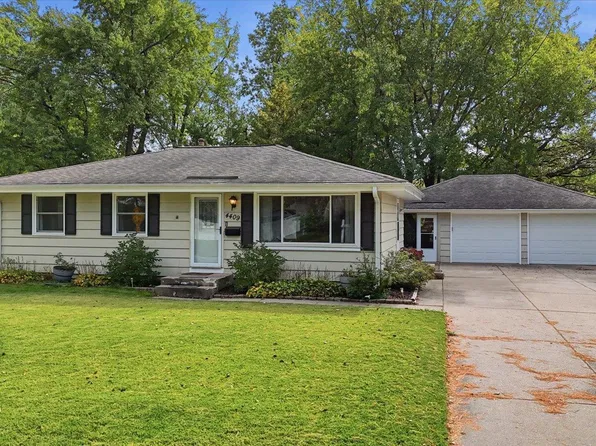 4409 Poplar Bridge Rd, Bloomington, MN 55437