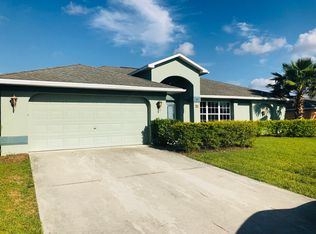 70 Lynne St, Lehigh Acres, FL 33936