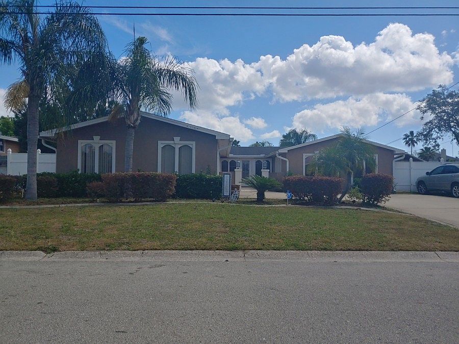 1st image of 4375 Coquina Dr