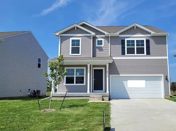 2459 SE Fox Valley Dr, West Des Moines, IA 50265