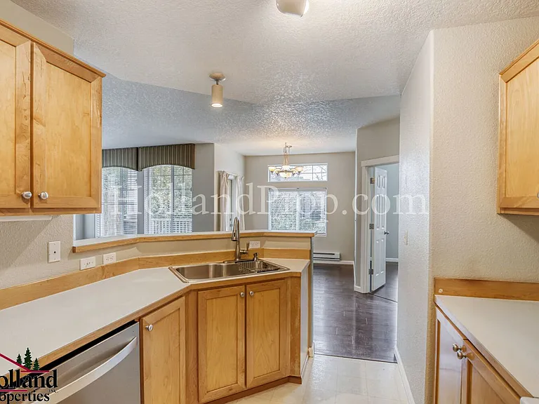 14635 SW Beard Rd #101 — Photo 7