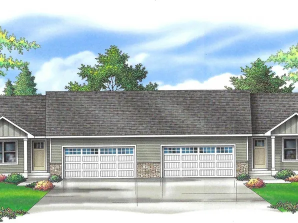 2117 Kari Ln, North Saint Paul, MN 55109