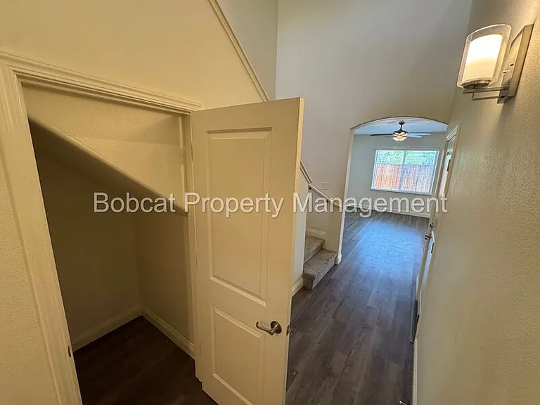 1249 Correlli Ct — Photo 3