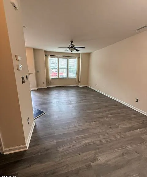 806 Carpenter Glenn Dr — Photo 20