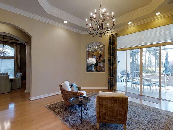 MADRID IV LIVING ROOM TO DINING ROOM