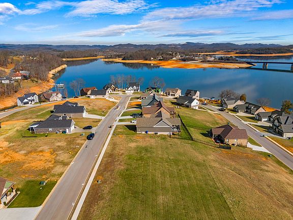 2nd image of LOT 90 Shoreline Vis