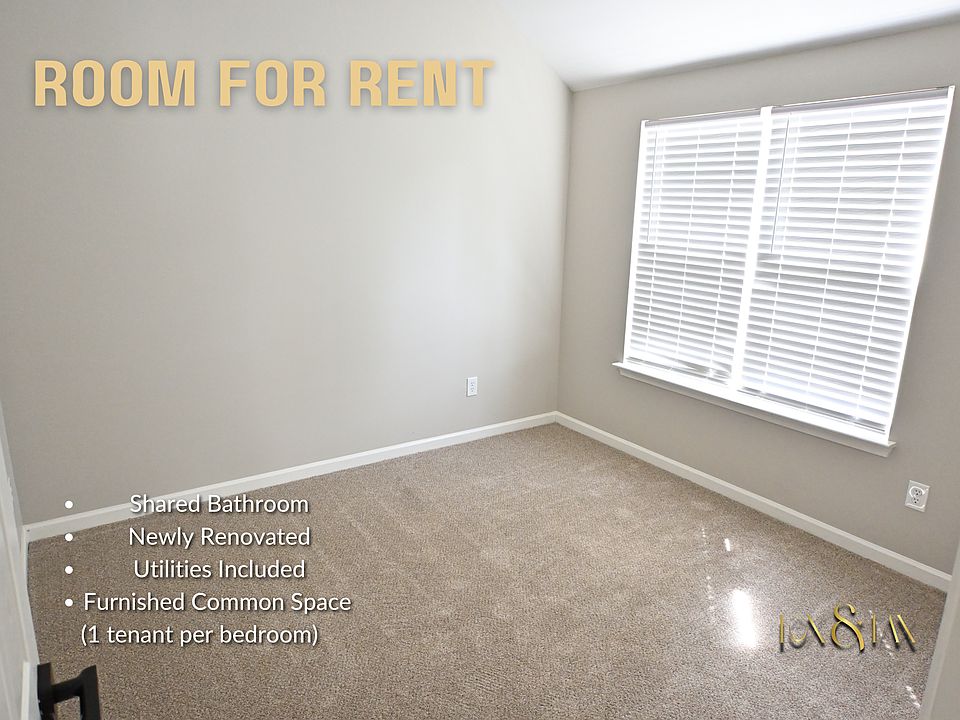 Bedroom + Amenities