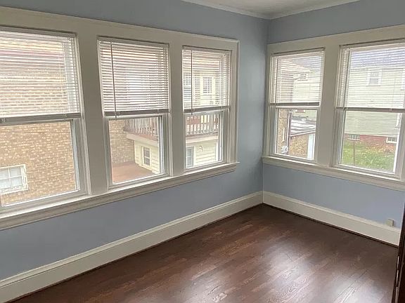 2nd image of 3112 Meadowbrook Blvd #2