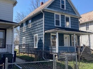 352 11th St, Elyria, OH 44035