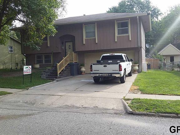 2nd image of 7313 Chandler Acres Dr