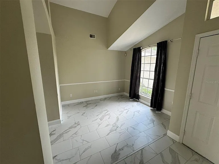 2347 Blake Way — Photo 7