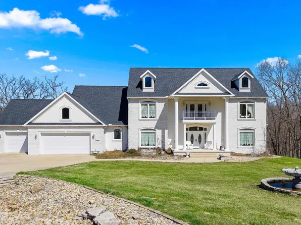 3802 S Deer Run, Bartonville, IL 61607