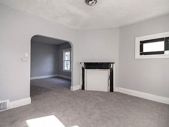 3rd image of 3477 E 119th St