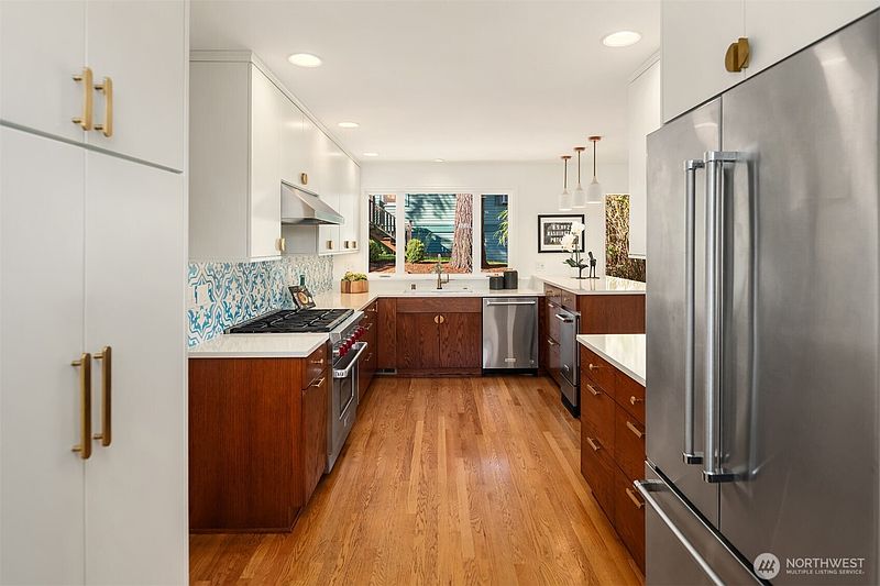4th image of 4014 S Dakota Street