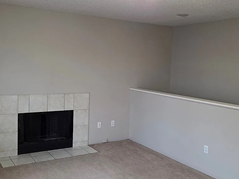 3242 N Virginia Ave — Photo 8
